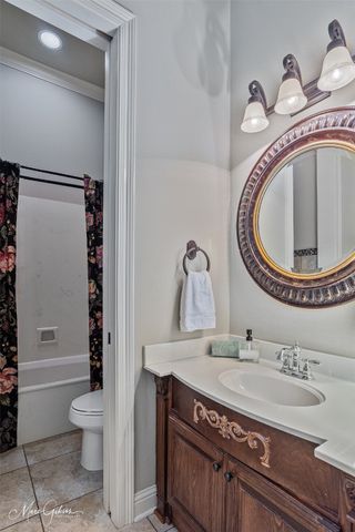 303 Bevly Lake, Bossier City, LA 71111