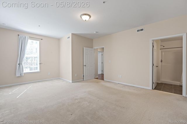 920 W Summerfield Glen Circle, Scio Township, MI 48103