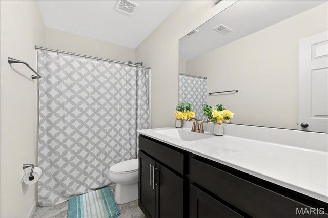 214 Liberty Valley Drive, Foristell, MO 63348