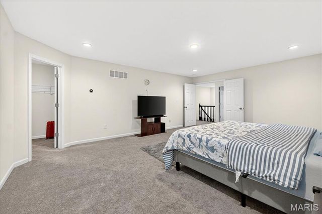 214 Liberty Valley Drive, Foristell, MO 63348