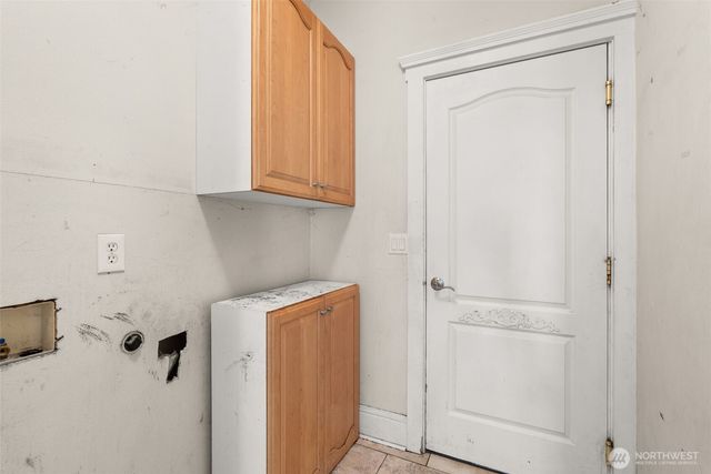 2929 S Fork Road, Raymond, WA 98577