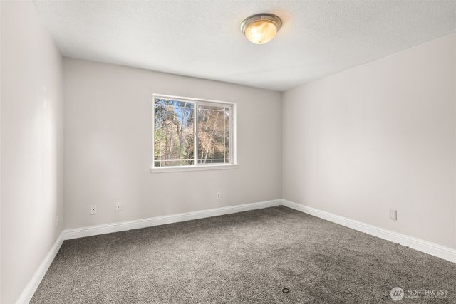 2929 S Fork Road, Raymond, WA 98577