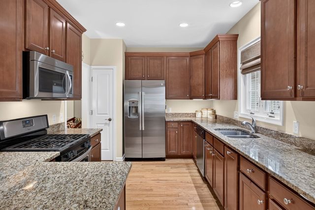 14 Horizon, Plymouth, MA 02360