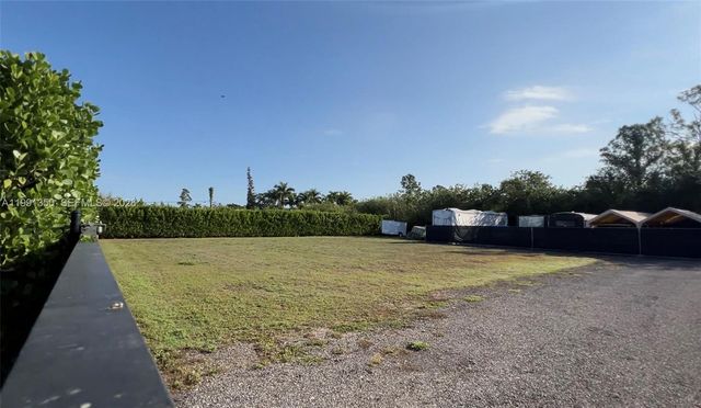 33420 SW 197, Homestead, FL 33034