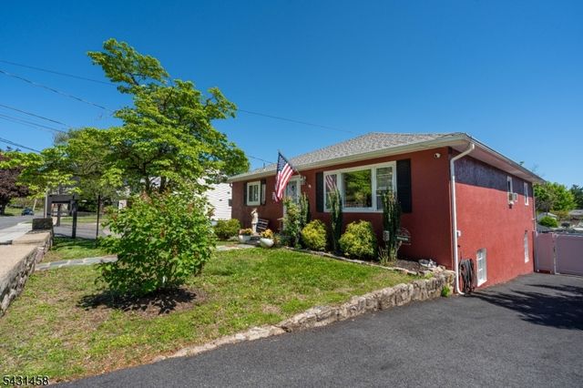 988 Wootton St, Boonton Town, NJ 07005