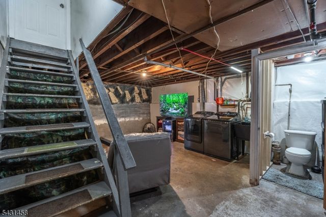 988 Wootton St, Boonton Town, NJ 07005