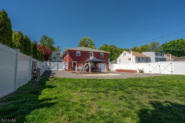 988 Wootton St, Boonton Town, NJ 07005