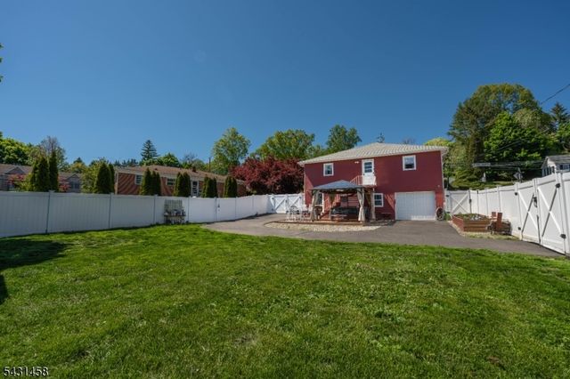 988 Wootton St, Boonton Town, NJ 07005