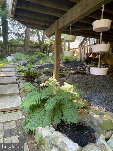 5 ROSENEATH CT, Olney, MD 20832