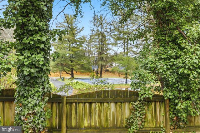 5 ROSENEATH CT, Olney, MD 20832