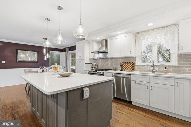 5 ROSENEATH CT, Olney, MD 20832