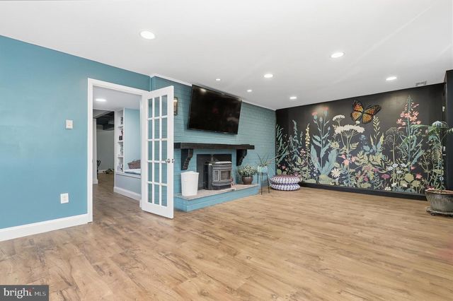 5 ROSENEATH CT, Olney, MD 20832