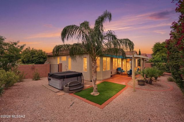 9314 N Desert Mist Lane, Tucson, AZ 85743