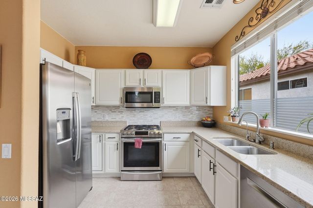 9314 N Desert Mist Lane, Tucson, AZ 85743