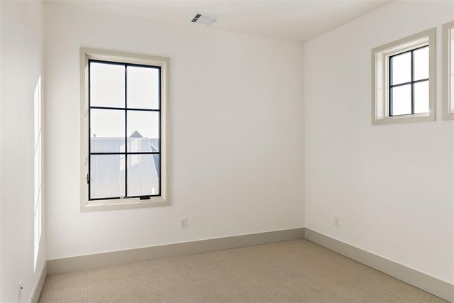 1637 Pioneer Street, Oklahoma City, OK 73108