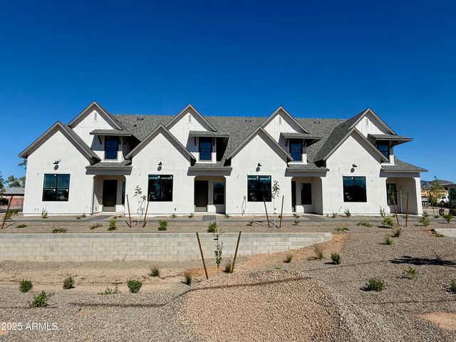 8232 E UNIVERSITY Drive, Mesa, AZ 85207