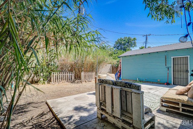 418 El Tejon Avenue, Bakersfield, CA 93308