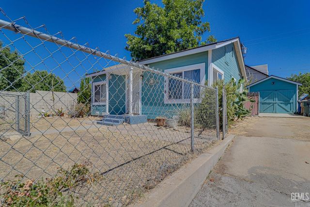 418 El Tejon Avenue, Bakersfield, CA 93308