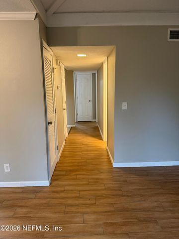 3864 LA MIRADA Drive 6, Jacksonville, FL 32217