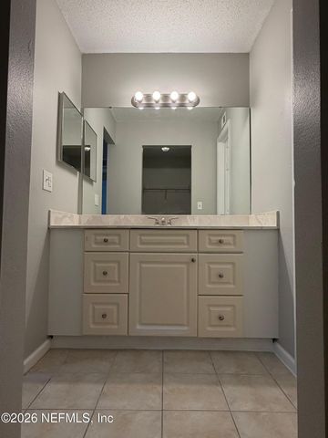 3864 LA MIRADA Drive 6, Jacksonville, FL 32217