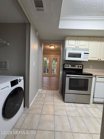 3864 LA MIRADA Drive 6, Jacksonville, FL 32217