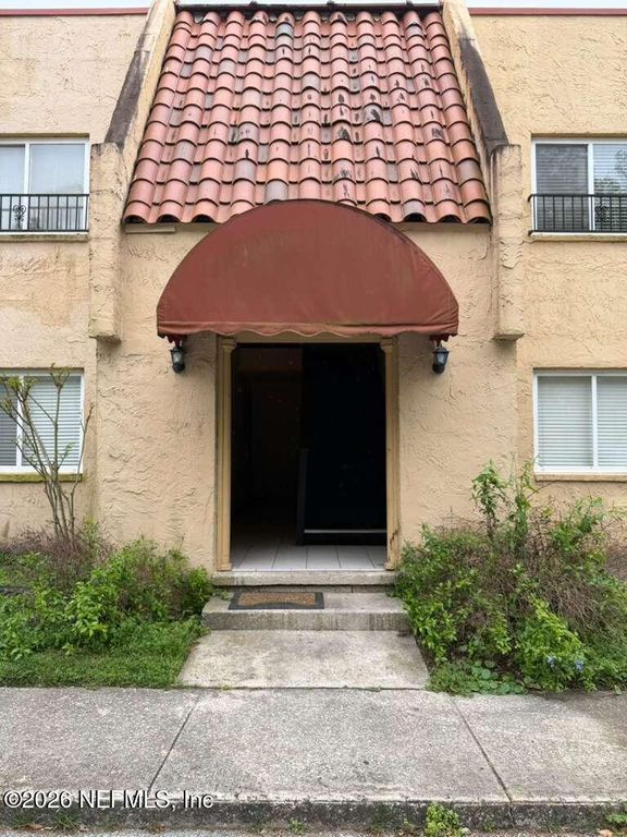 3864 LA MIRADA Drive 6, Jacksonville, FL 32217