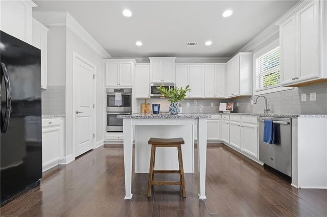 3860 Grandview Manor Drive, Cumming, GA 30028