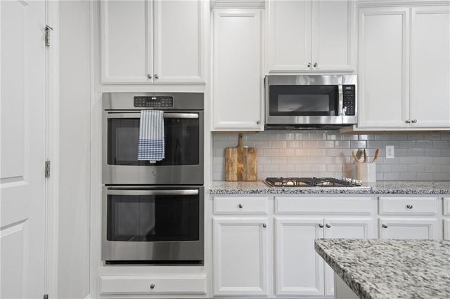3860 Grandview Manor Drive, Cumming, GA 30028