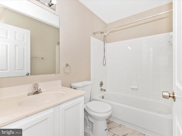 6223 CLIFFSIDE TER, Frederick, MD 21701