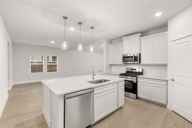 1917 Sapphire Run, Mesquite, TX 75181