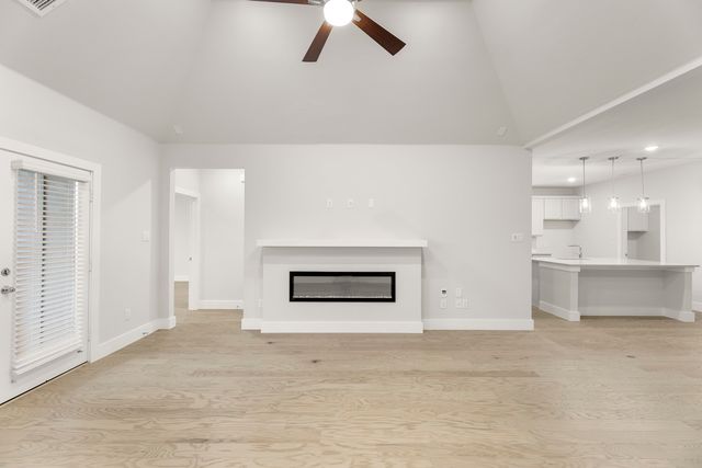 1917 Sapphire Run, Mesquite, TX 75181