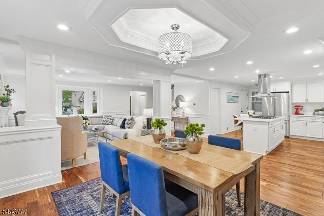81 Hudson Ave, Maplewood Twp., NJ 07040
