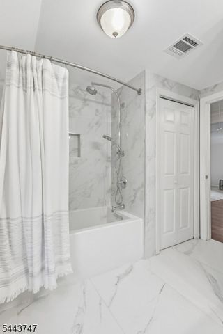 81 Hudson Ave, Maplewood Twp., NJ 07040
