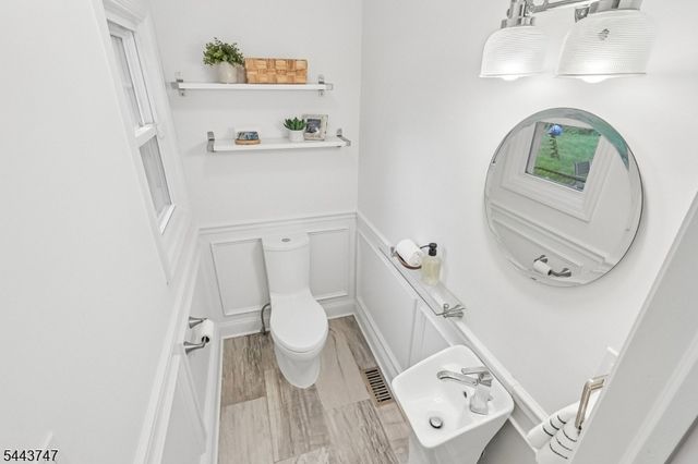 81 Hudson Ave, Maplewood Twp., NJ 07040