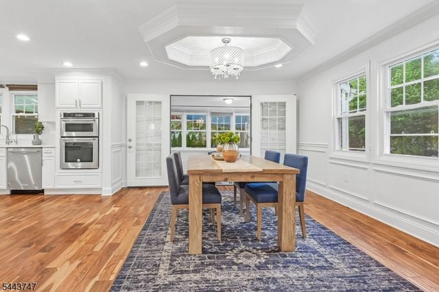 81 Hudson Ave, Maplewood Twp., NJ 07040