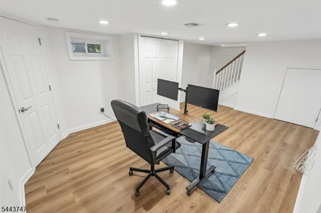81 Hudson Ave, Maplewood Twp., NJ 07040