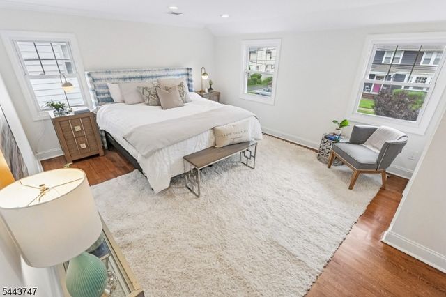 81 Hudson Ave, Maplewood Twp., NJ 07040