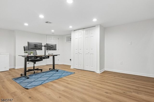 81 Hudson Ave, Maplewood Twp., NJ 07040
