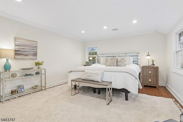 81 Hudson Ave, Maplewood Twp., NJ 07040