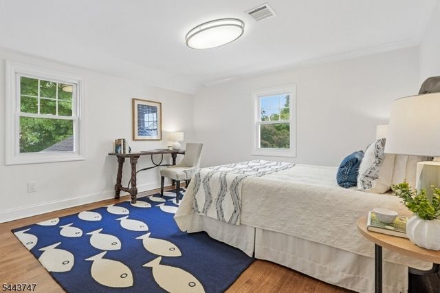 81 Hudson Ave, Maplewood Twp., NJ 07040