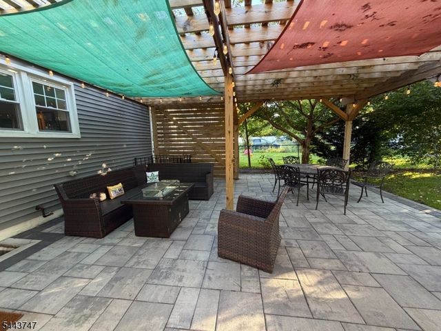 81 Hudson Ave, Maplewood Twp., NJ 07040