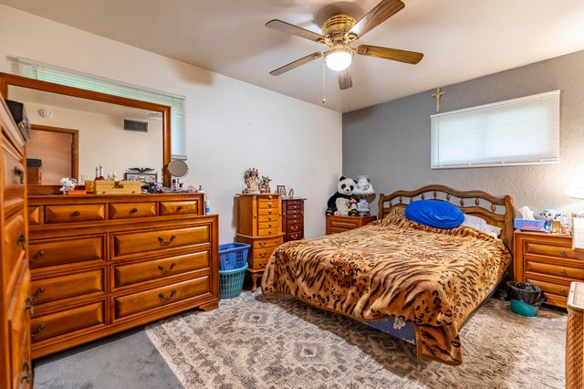 4900 Arthur Street, Gary, IN 46408