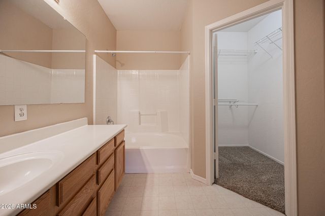 6426 S NASH Way, Chandler, AZ 85249