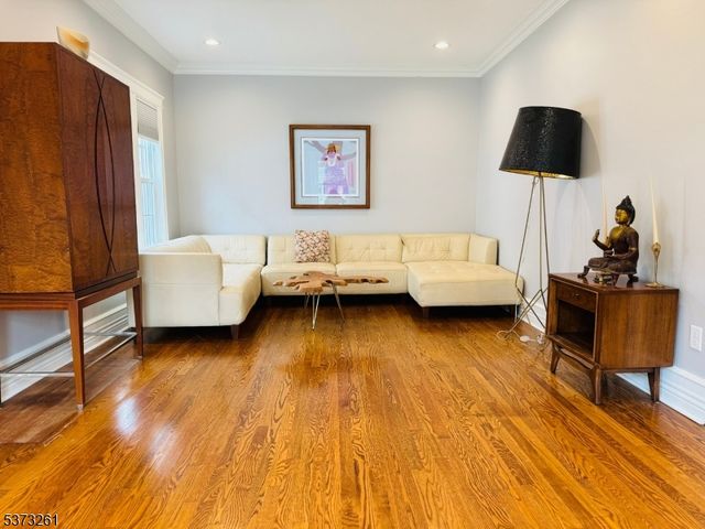 35 Benson St, Bloomfield Twp., NJ 07003