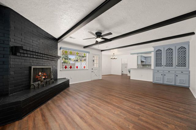7231 Ridge Oak Drive, Houston, TX 77088