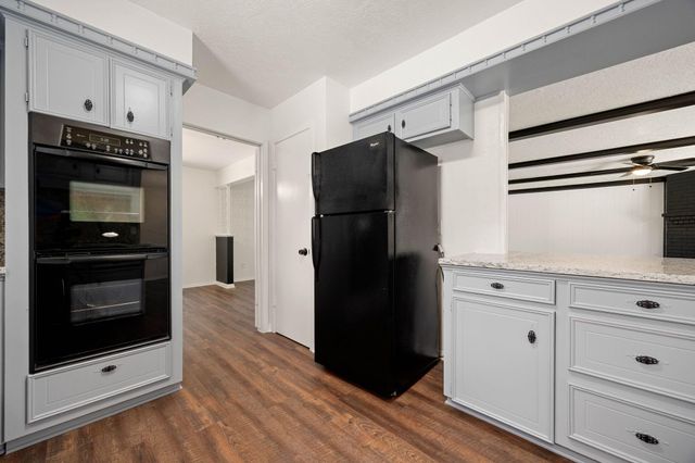 7231 Ridge Oak Drive, Houston, TX 77088