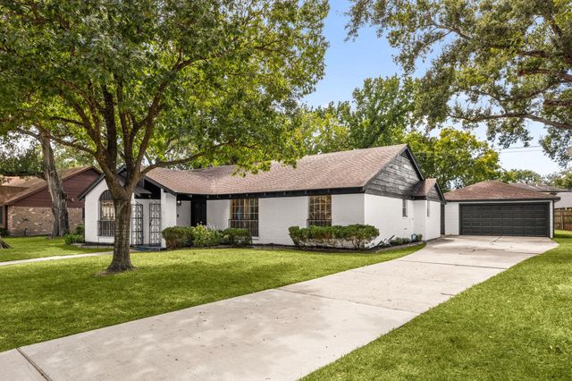 7231 Ridge Oak Drive, Houston, TX 77088