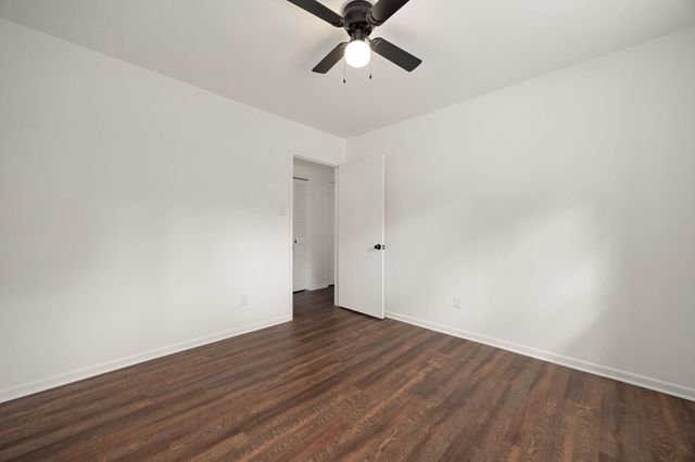 7231 Ridge Oak Drive, Houston, TX 77088