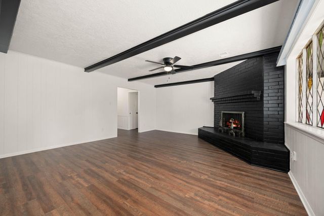 7231 Ridge Oak Drive, Houston, TX 77088