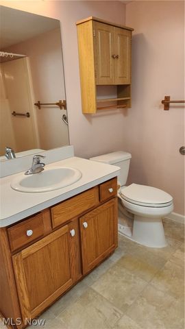 15539 Nantucket Cove 2, Middlefield, OH 44062